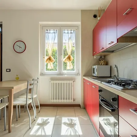 Maya - Tremezzina アパート