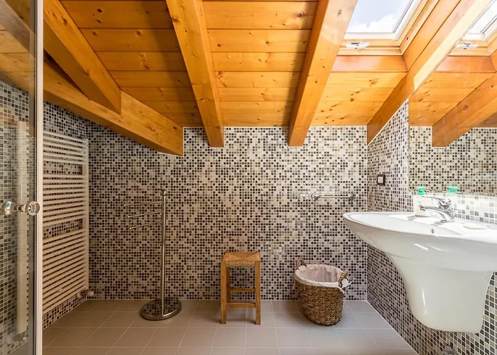 Maya - Tremezzina * Tremezzo